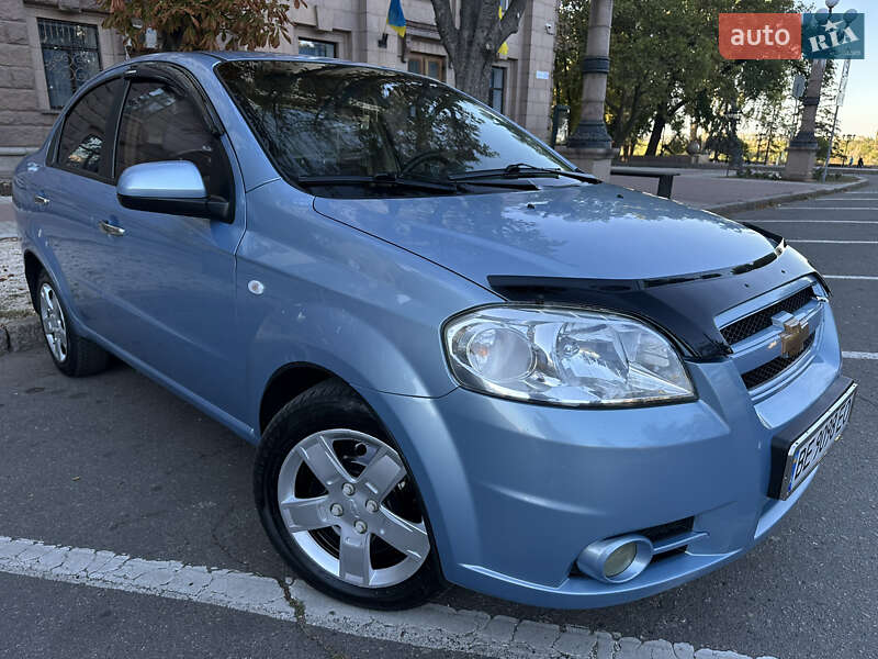 Седан Chevrolet Aveo 2007 в Николаеве