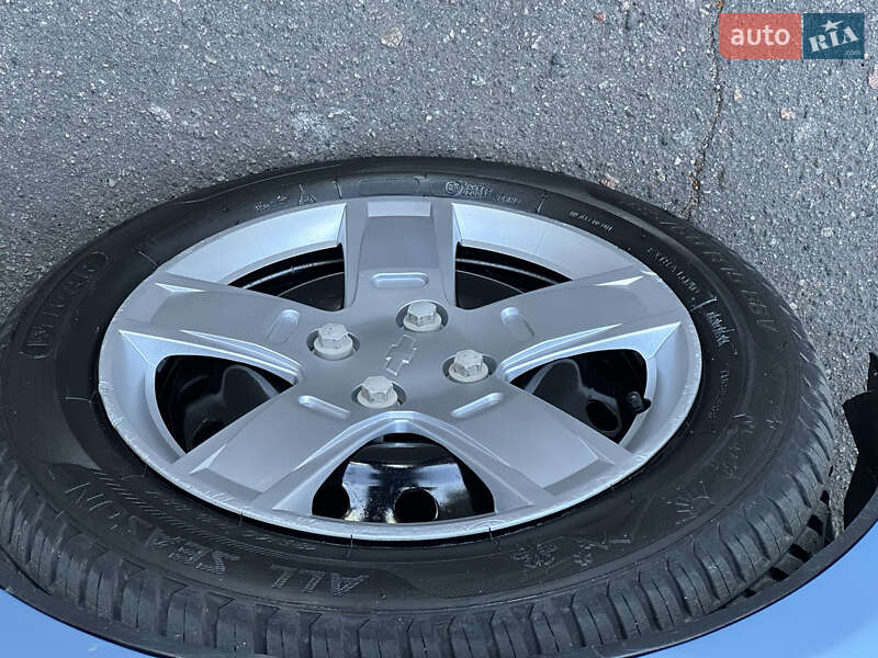 Седан Chevrolet Aveo 2007 в Николаеве