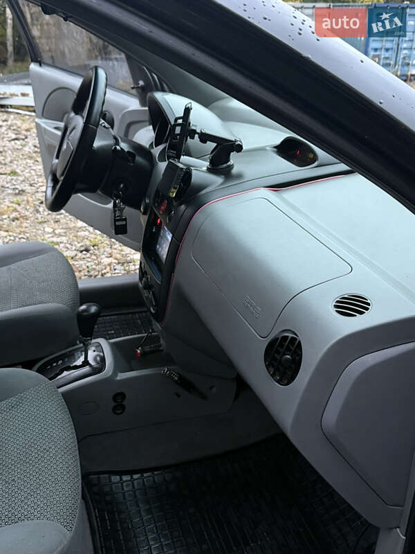 Седан Chevrolet Aveo 2005 в Киеве фото 25 Седан Chevrolet Aveo 2005 в Киеве