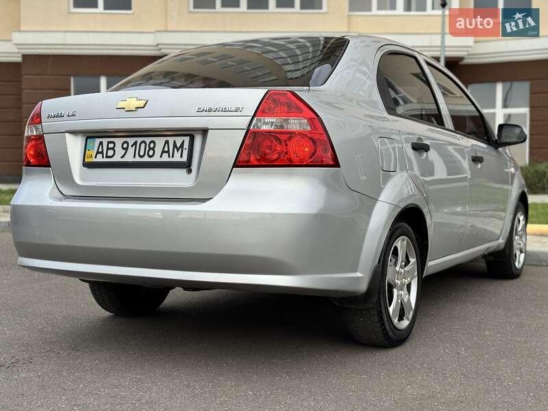 Седан Chevrolet Aveo 2007 в Миколаєві