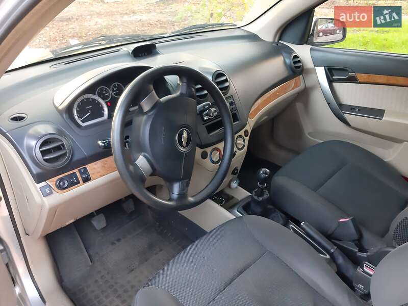 Седан Chevrolet Aveo 2008 в Одессе