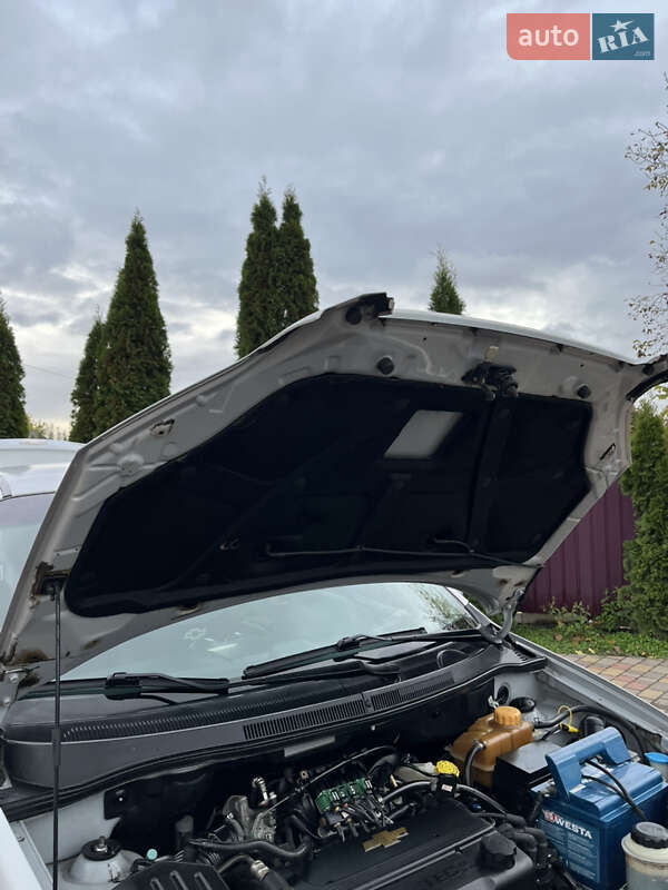 Седан Chevrolet Aveo 2008 в Хороле фото 45 Седан Chevrolet Aveo 2008 в Хороле