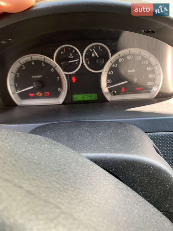 Седан Chevrolet Aveo 2008 в Вишневому фото 10 Седан Chevrolet Aveo 2008 в Вишневому