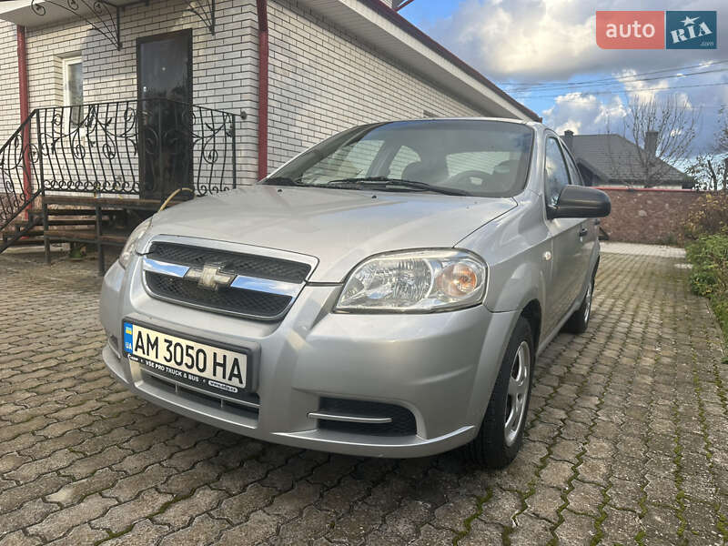 Седан Chevrolet Aveo 2008 в Житомирі