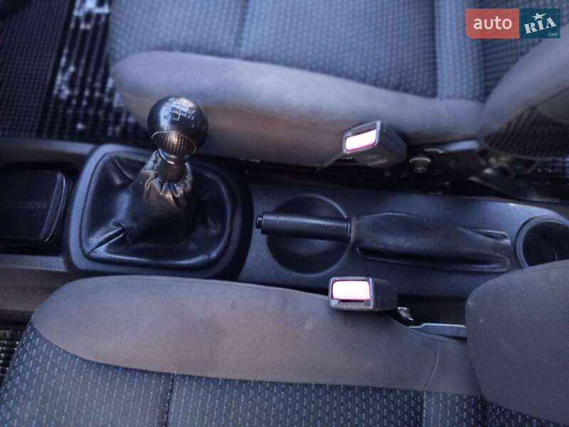 Хэтчбек Chevrolet Aveo 2006 в Коломые