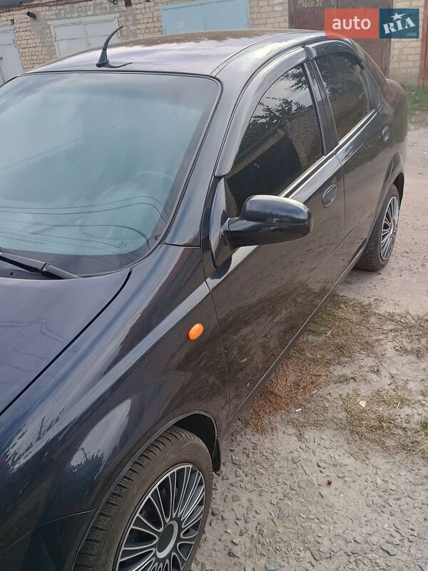 Седан Chevrolet Aveo 2005 в Павлограде фото 5 Седан Chevrolet Aveo 2005 в Павлограде