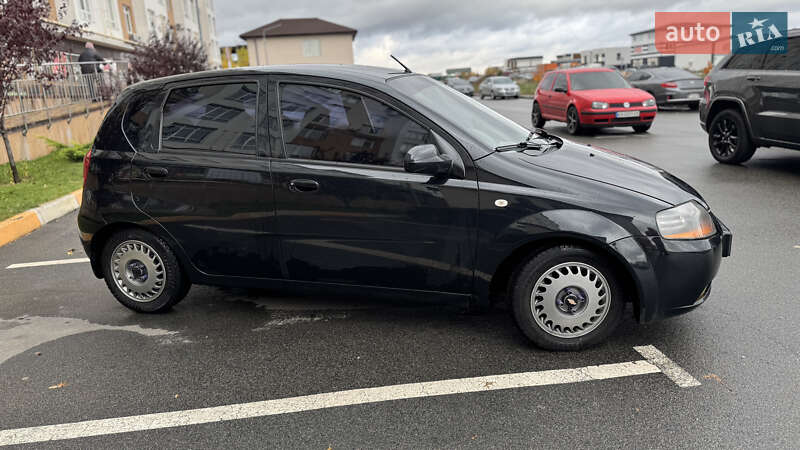 Хетчбек Chevrolet Aveo 2008 в Києві фото 12 Хетчбек Chevrolet Aveo 2008 в Києві
