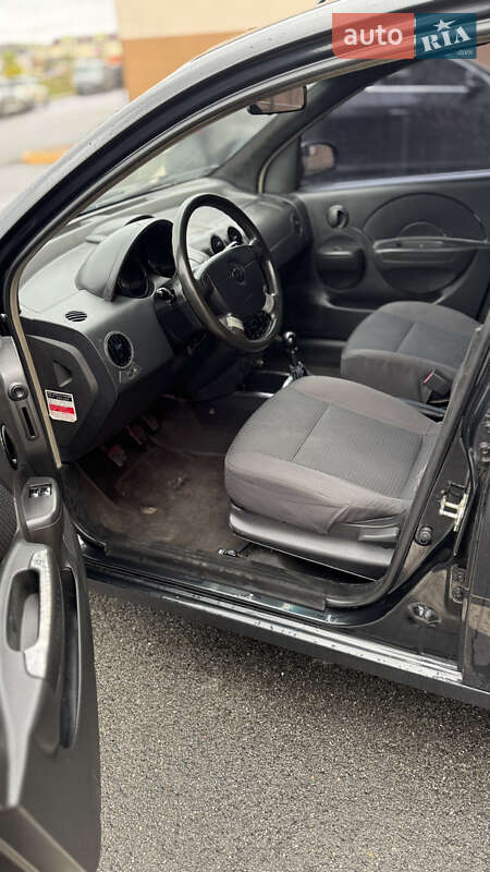 Хетчбек Chevrolet Aveo 2008 в Києві фото 16 Хетчбек Chevrolet Aveo 2008 в Києві