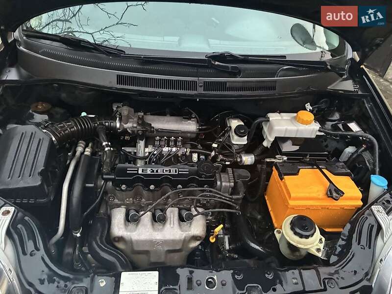 Хэтчбек Chevrolet Aveo 2008 в Полтаве