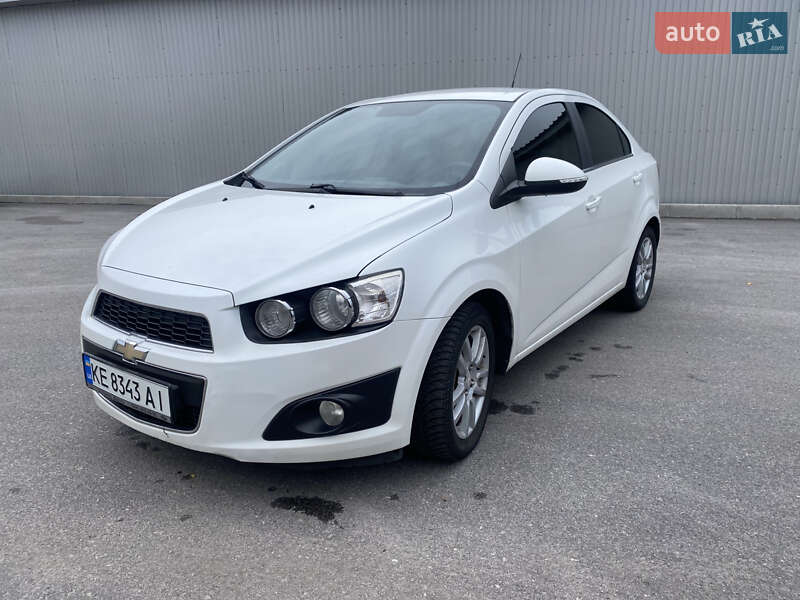 Седан Chevrolet Aveo 2014 в Днепре фото 3 Седан Chevrolet Aveo 2014 в Днепре