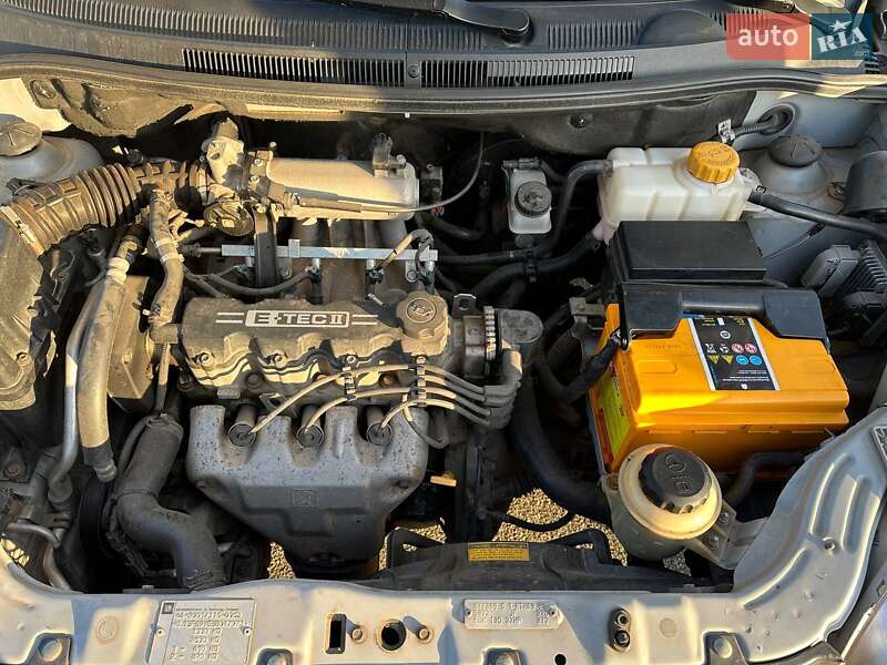 Седан Chevrolet Aveo 2007 в Желтых Водах