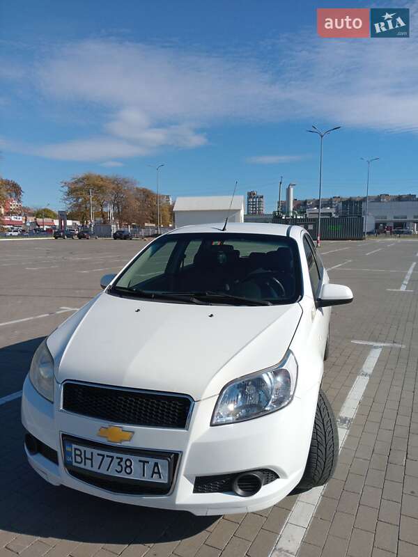 Хэтчбек Chevrolet Aveo 2010 в Одессе фото 3 Хэтчбек Chevrolet Aveo 2010 в Одессе