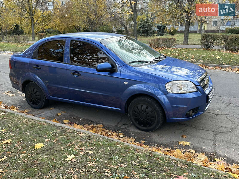 Седан Chevrolet Aveo 2007 в Каменском