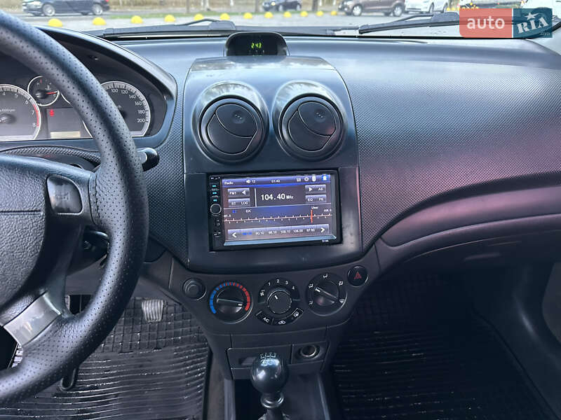 Седан Chevrolet Aveo 2007 в Каменском