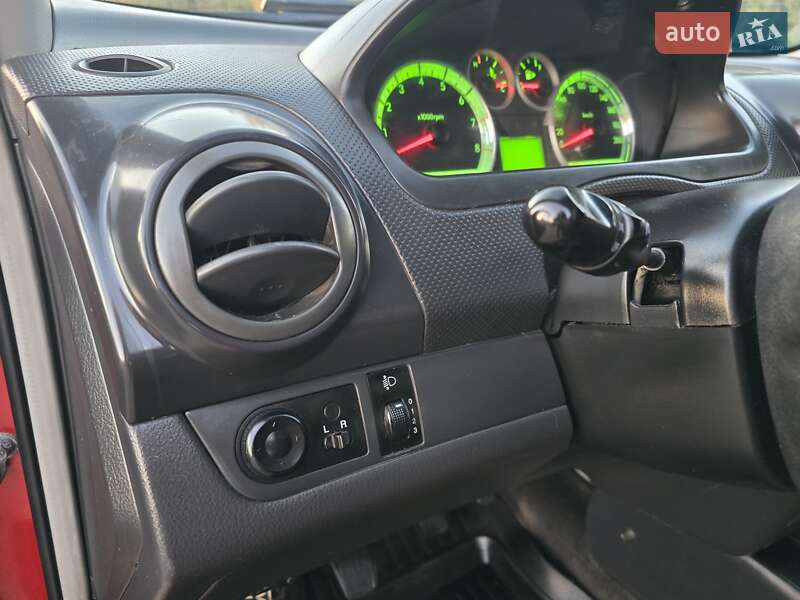 Седан Chevrolet Aveo 2007 в Хмельницком фото 16 Седан Chevrolet Aveo 2007 в Хмельницком