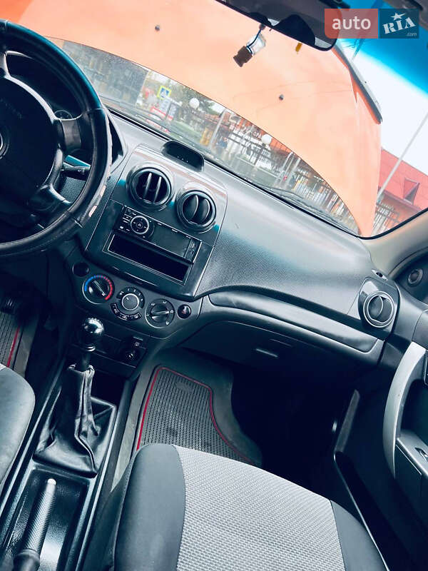 Седан Chevrolet Aveo 2007 в Тячеве фото 11 Седан Chevrolet Aveo 2007 в Тячеве