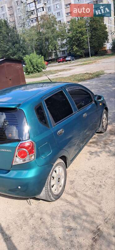 Хетчбек Chevrolet Aveo 2005 в Запоріжжі