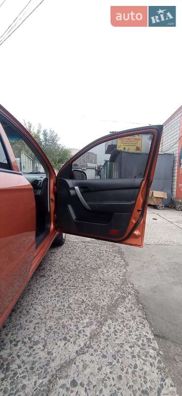 Седан Chevrolet Aveo 2006 в Южноукраинске фото 28 Седан Chevrolet Aveo 2006 в Южноукраинске