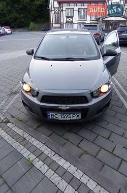 Хэтчбек Chevrolet Aveo 2012 в Сколе