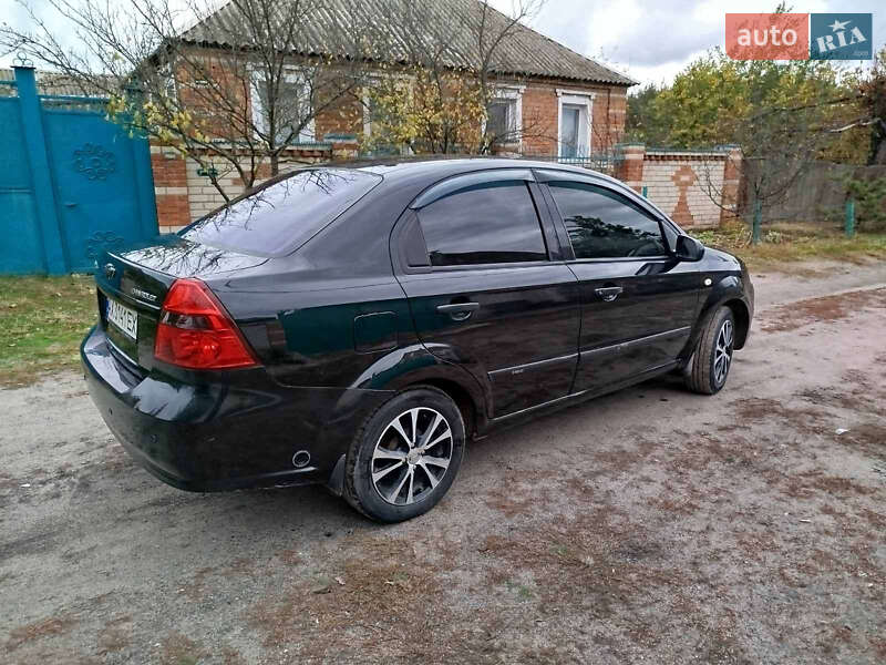 Седан Chevrolet Aveo 2007 в Харькове