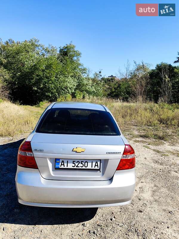 Хэтчбек Chevrolet Aveo 2008 в Киеве