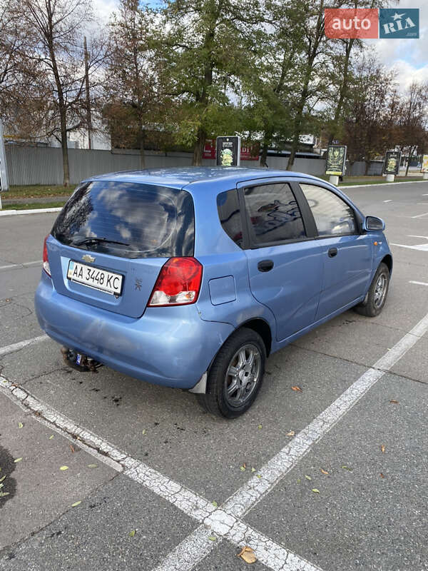 Хэтчбек Chevrolet Aveo 2005 в Броварах