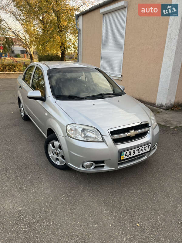 Седан Chevrolet Aveo 2011 в Апостолово