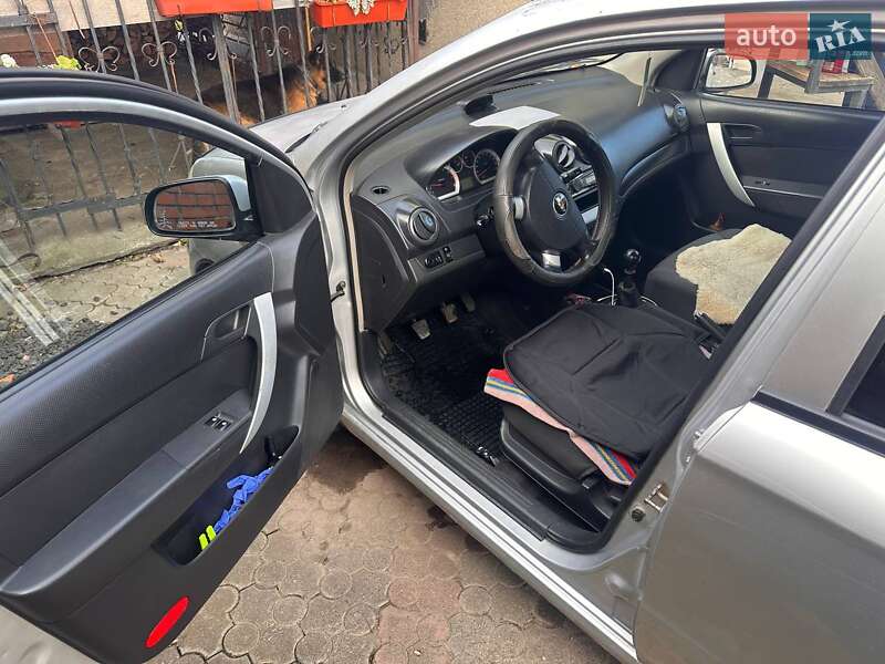 Седан Chevrolet Aveo 2007 в Тернополі