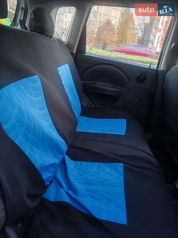 Хэтчбек Chevrolet Aveo 2005 в Виннице