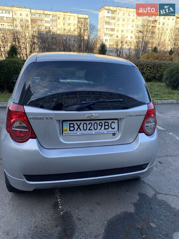 Хэтчбек Chevrolet Aveo 2010 в Хмельницком фото 2 Хэтчбек Chevrolet Aveo 2010 в Хмельницком