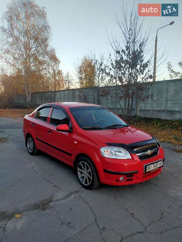 Седан Chevrolet Aveo 2008 в Кременчуге