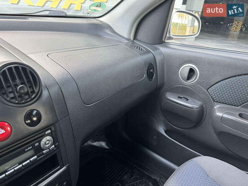Хэтчбек Chevrolet Aveo 2007 в Киеве фото 30 Хэтчбек Chevrolet Aveo 2007 в Киеве