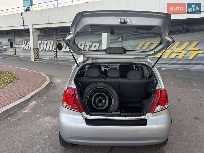 Хэтчбек Chevrolet Aveo 2007 в Киеве фото 43 Хэтчбек Chevrolet Aveo 2007 в Киеве