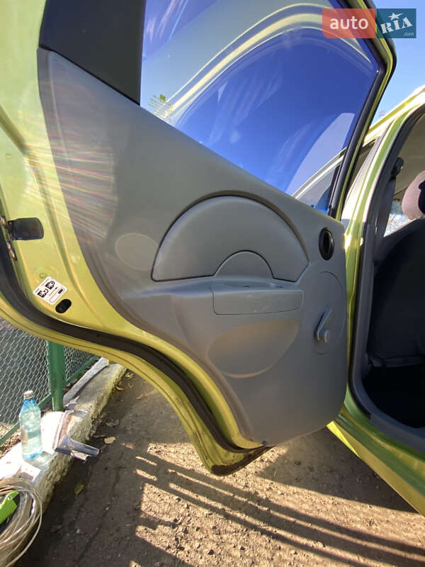 Седан Chevrolet Aveo 2005 в Николаеве фото 16 Седан Chevrolet Aveo 2005 в Николаеве