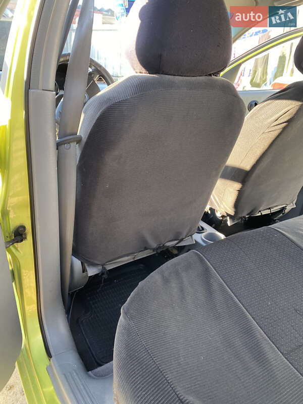 Седан Chevrolet Aveo 2005 в Николаеве фото 31 Седан Chevrolet Aveo 2005 в Николаеве