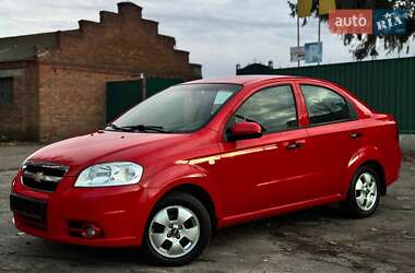 Седан Chevrolet Aveo 2011 в Охтирці
