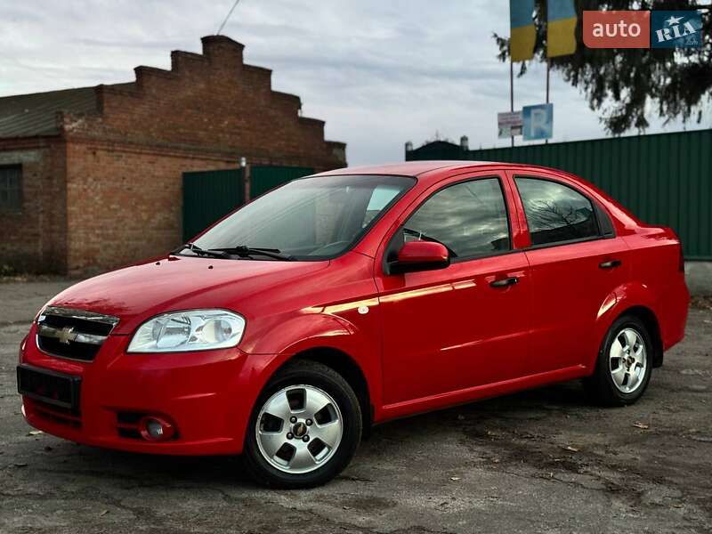 Седан Chevrolet Aveo 2011 в Охтирці