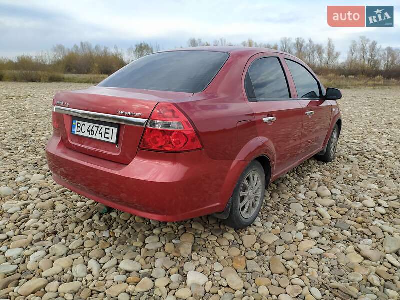 Седан Chevrolet Aveo 2008 в Калуше