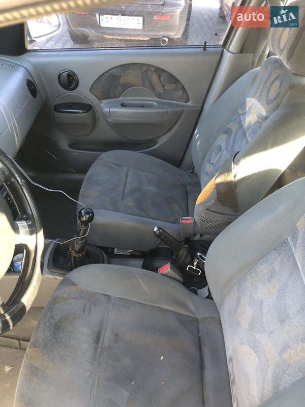 Хэтчбек Chevrolet Aveo 2005 в Сеньковке фото 10 Хэтчбек Chevrolet Aveo 2005 в Сеньковке