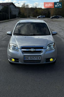 Седан Chevrolet Aveo 2008 в Днепре