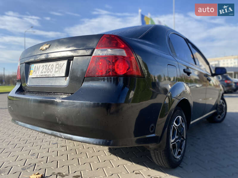 Седан Chevrolet Aveo 2008 в Житомире