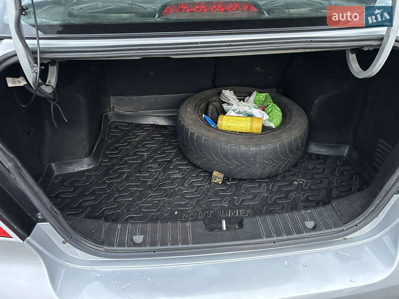 Седан Chevrolet Aveo 2007 в Днепре