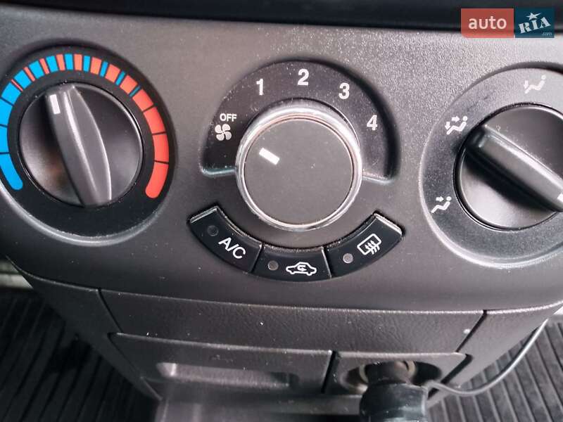 Седан Chevrolet Aveo 2007 в Кам'янському фото 24 Седан Chevrolet Aveo 2007 в Кам'янському