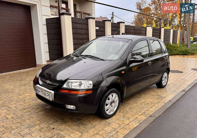 Хэтчбек Chevrolet Aveo 2005 в Одессе фото Хэтчбек Chevrolet Aveo 2005 в Одессе