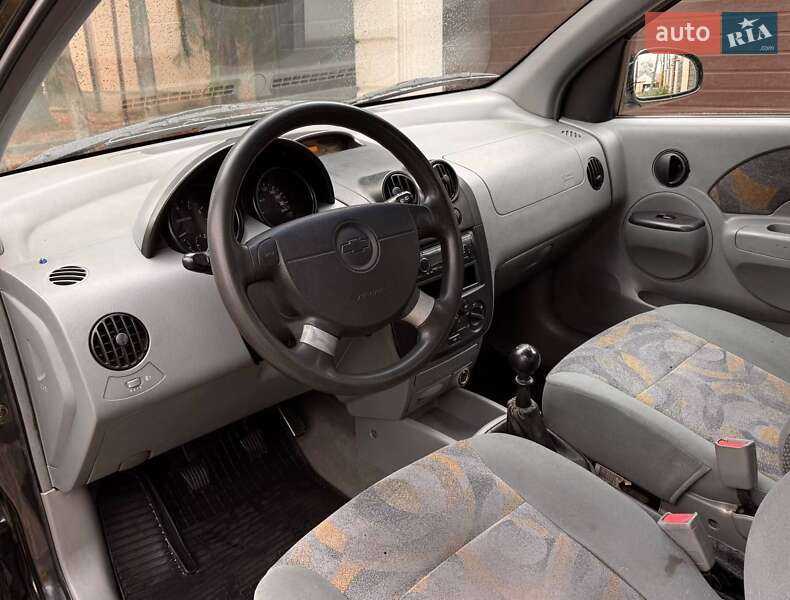 Хэтчбек Chevrolet Aveo 2005 в Одессе фото 11 Хэтчбек Chevrolet Aveo 2005 в Одессе