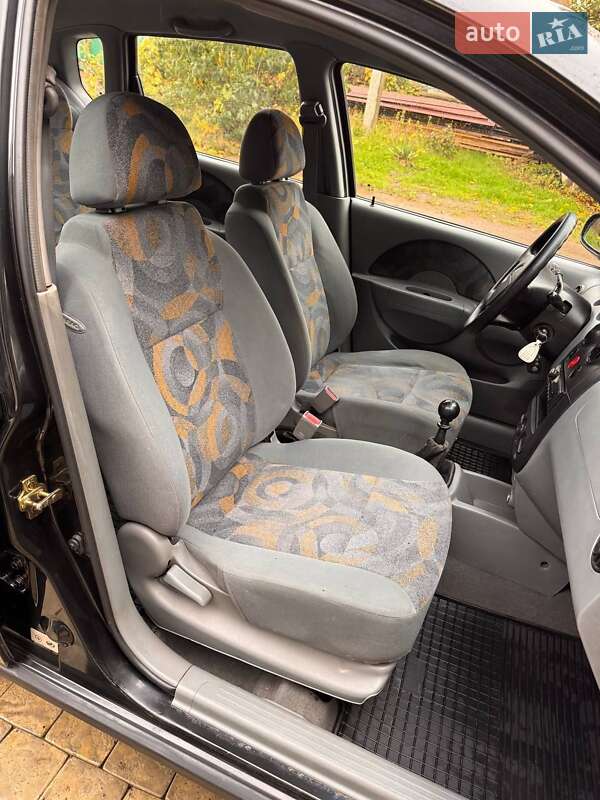 Хэтчбек Chevrolet Aveo 2005 в Одессе фото 16 Хэтчбек Chevrolet Aveo 2005 в Одессе
