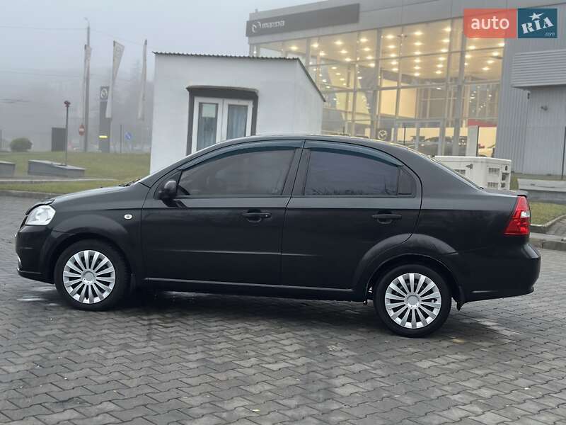 Седан Chevrolet Aveo 2008 в Хмельницькому