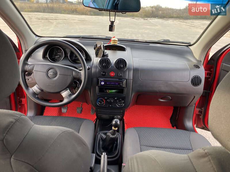 Хэтчбек Chevrolet Aveo 2006 в Броварах