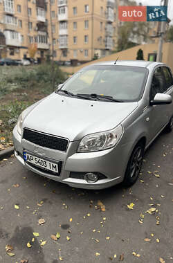 Хэтчбек Chevrolet Aveo 2011 в Запорожье