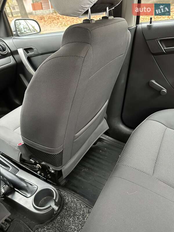 Седан Chevrolet Aveo 2007 в Желтых Водах